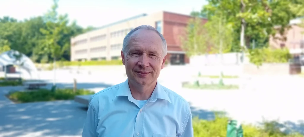 Dr. Hein Zopes
Dozent
Fortbildungsangebote für Schulen