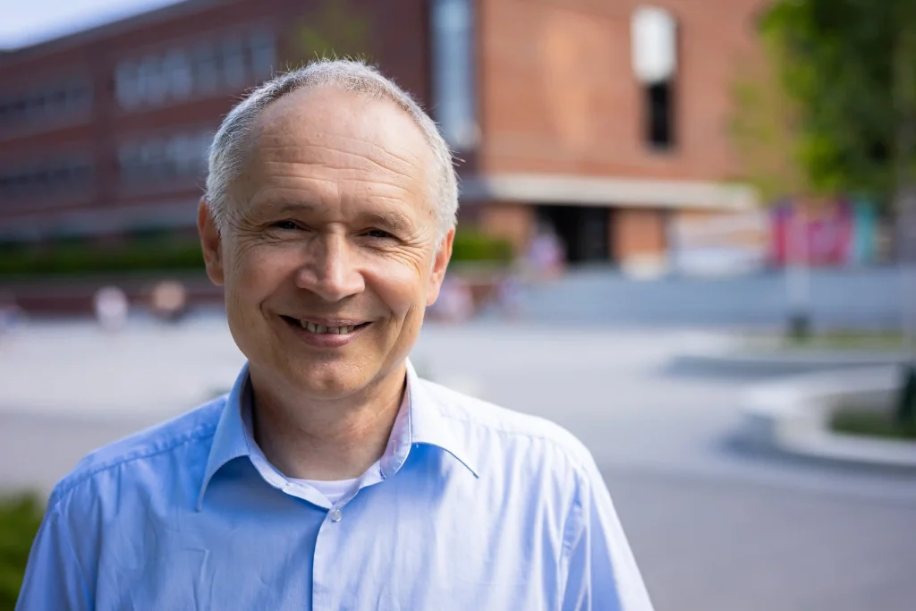 Dr Hein Zopes Fortbildungsangebote für Schulen